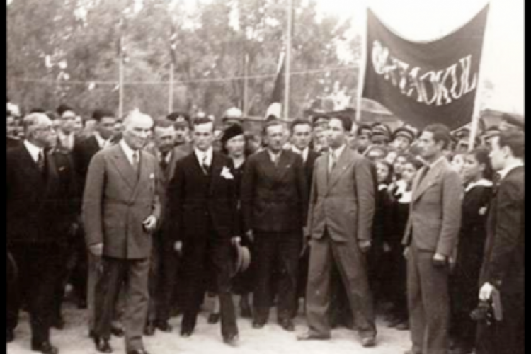 Mersin'in d&uuml;şman işgalinden kurtuluşunun 102. yıl d&ouml;n&uuml;m&uuml;
