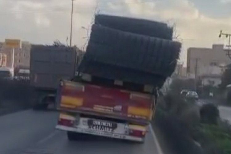 Hatay'da demir y&uuml;kl&uuml; tır tedirgin etti