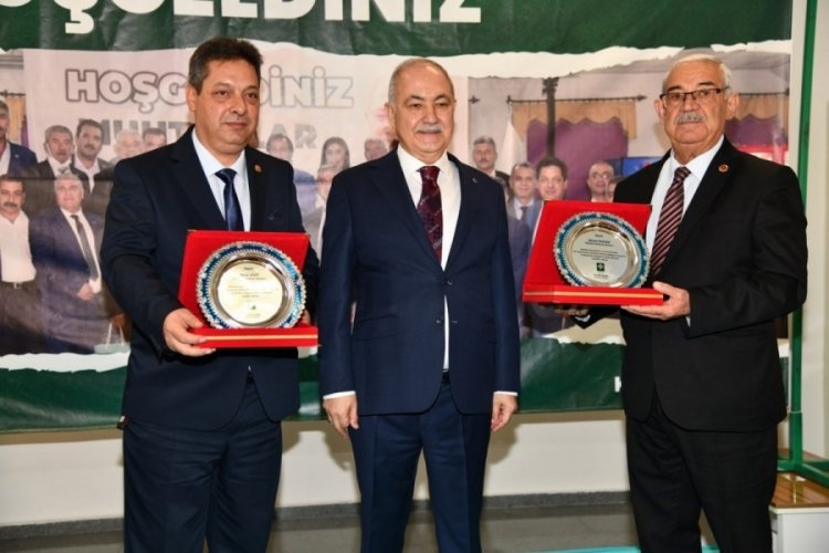 Osmaniye Belediye Başkanı Kara, yılın ilk haftasında muhtarlarla buluştu