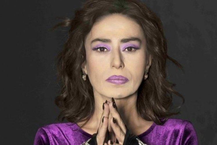 Yıldız Tilbe'den &ccedil;alışma pozu