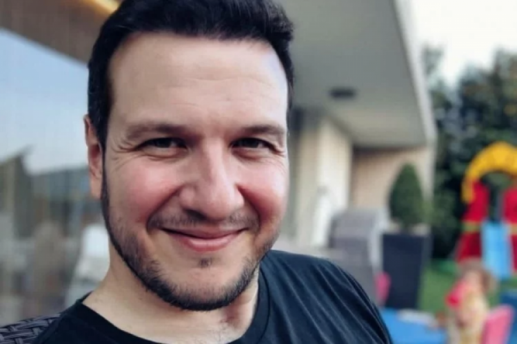 Şahan G&ouml;kbakar &Ouml;zg&uuml;r &Ouml;zel'e sert &ccedil;ıktı!