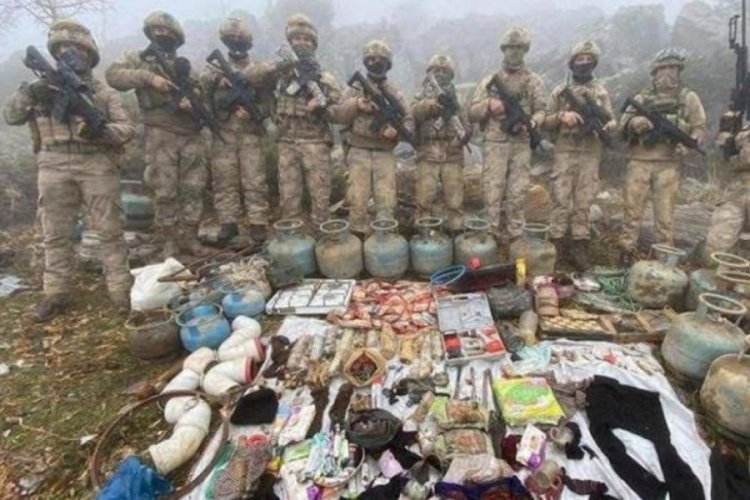 Bing&ouml;l'de ter&ouml;ristlerin 8 katlı mağarası imha edildi