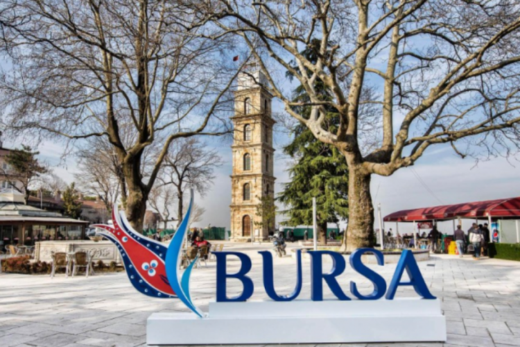 Bursa&nbsp;gibi pek &ccedil;ok tarihi şehirde abide eserler hizmete a&ccedil;ılacak