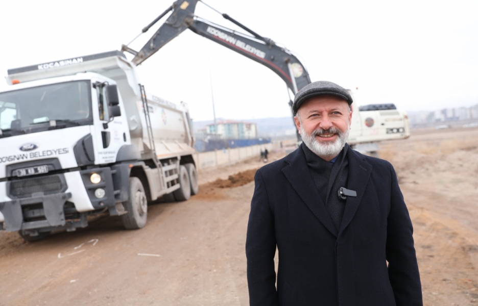 Kayseri Belediye Başkanı'ndan 2024 yılına damga vuracak dev projeler i&ccedil;in saha &ccedil;alışması