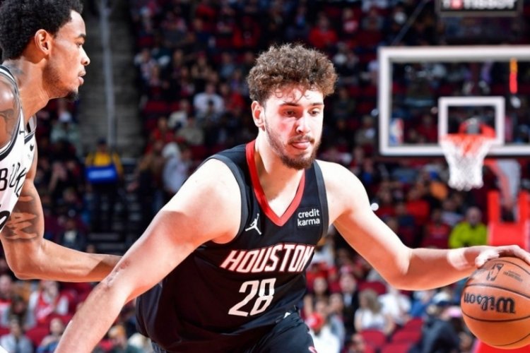 Alperen Şeng&uuml;n oynadı, Houston kazandı