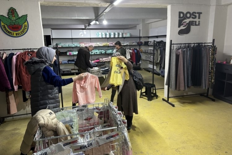 Bursa Orhaneli'de paranın ge&ccedil;mediği mağaza