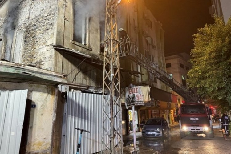 Antalya'da tarihi konakta yangın
