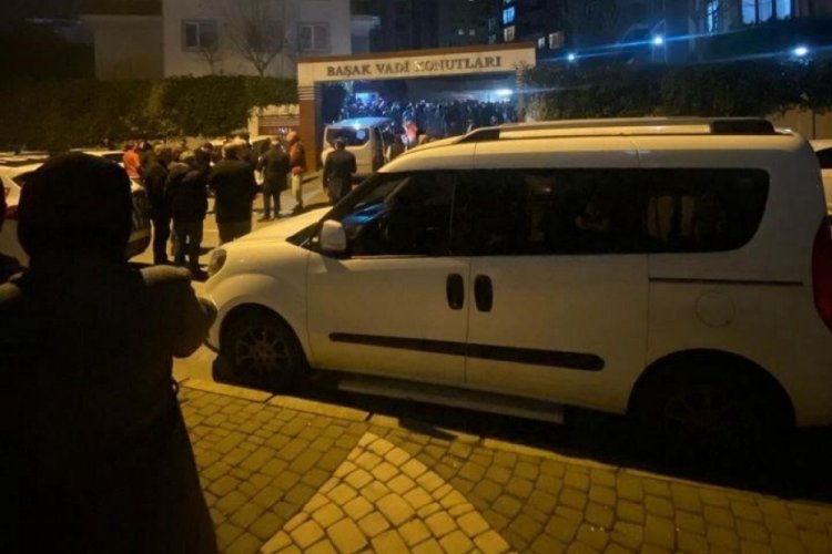 İstanbulda korkun&ccedil; cinayet: Site otoparkına pusu kurdu, iş adamını vurdu