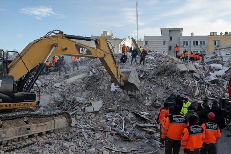 Depremde 72 kişi hayatını kaybetmişti! İsias Oteli davasında 3. g&uuml;n