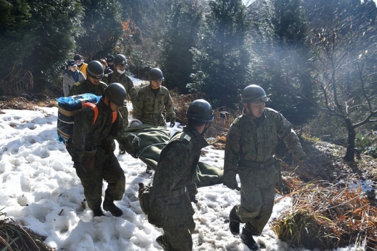 Japonya'da 295 kişi enkaz altından &ccedil;ıkartıldı
