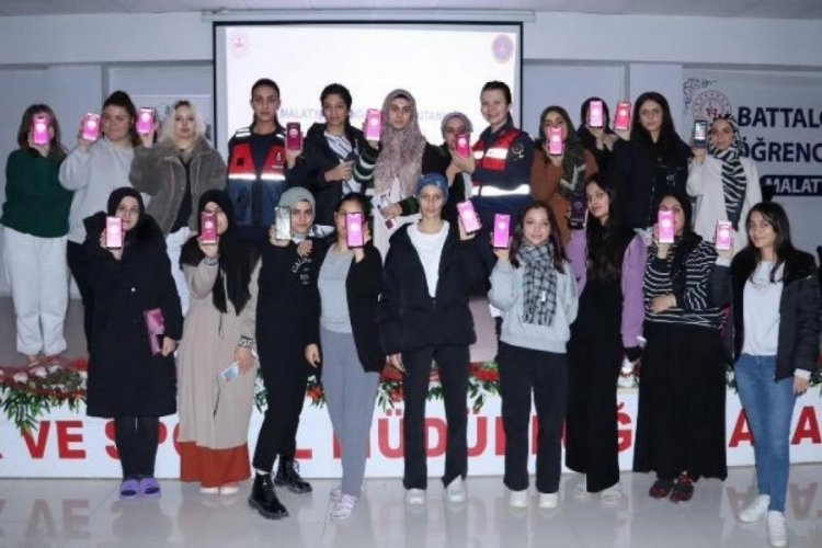 Malatya'da Jandarmadan KADES bilgilendirmesi