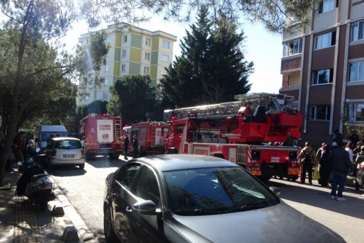 Sitede &ccedil;ıkan yangında 83 yaşındaki kadın hayatını kaybetti
