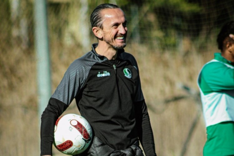 Sakaryaspor, ikinci devre hazırlıklarını Antalya'da s&uuml;rd&uuml;r&uuml;yor