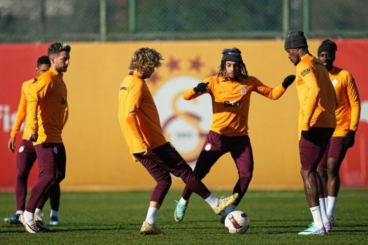 Galatasaray'da Konyaspor hazırlıkları s&uuml;r&uuml;yor