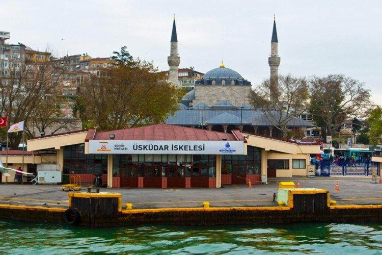 İstanbul Emin&ouml;n&uuml; - &Uuml;sk&uuml;dar vapurunda yolcular mahsur kaldı