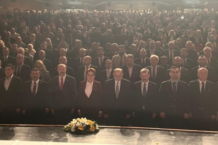 Akşener, Bursa'da Belediye Başkan adaylarını açıkladı!