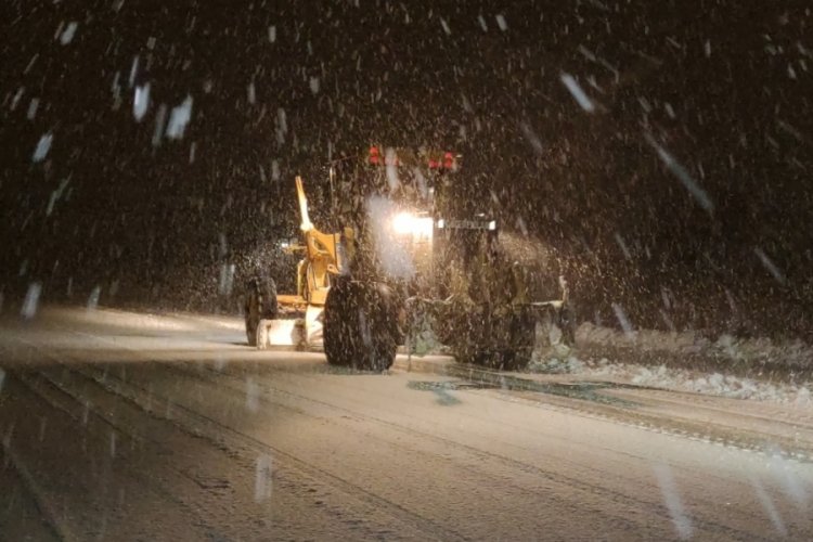 Van'da 492 yerleşim yerinin yolu ulaşıma kapandı
