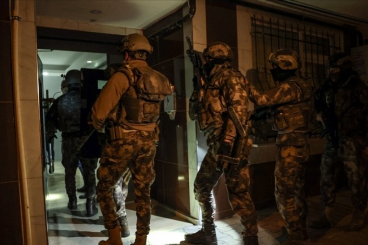 İstanbul'da ter&ouml;r operasyonunda 4 g&ouml;zaltı