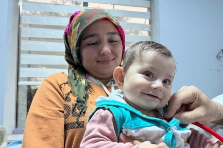 Kalbinde doğuştan 't&uuml;nel' oluşan bebek, sağlığına kavuştu