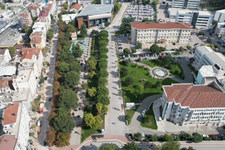 Bursa'da Kurtuluş Caddesi'nin &ccedil;ehresi değişti