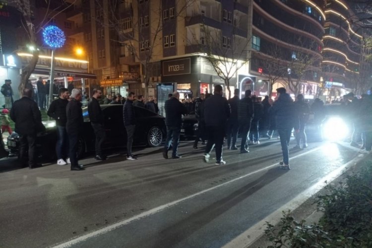 Batman'da bı&ccedil;aklı ve silahlı kavga!