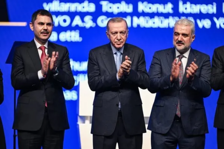MHP lideri Devlet Bah&ccedil;eli Murat Kurum'u tebrik etti