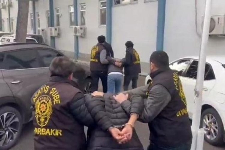 Maganda kurşunu ile &ouml;len minib&uuml;s şof&ouml;r&uuml; ile ilgili 4 ş&uuml;pheli adliyede sevk edildi