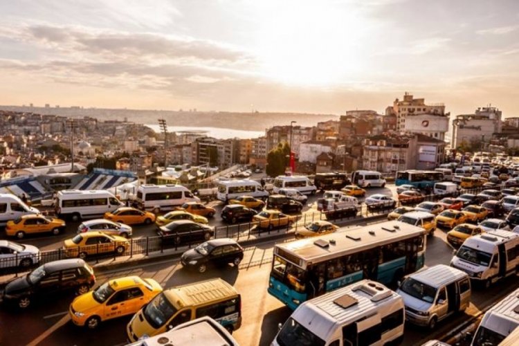 İstanbul'da taksi, servis ve toplu taşıma zamları belli oldu