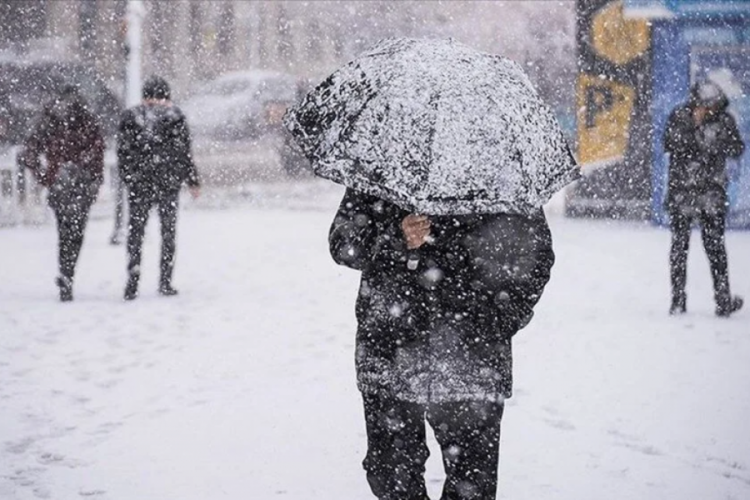 Meteorolojiden &Ccedil;anakkale i&ccedil;in kuvvetli kar yağışı uyarısı