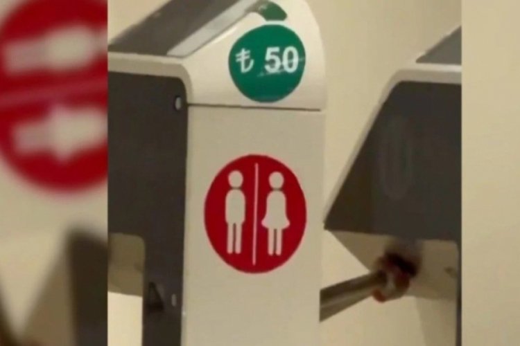İstanbul'daki bir AVM'de tuvalet &uuml;creti 50 TL oldu