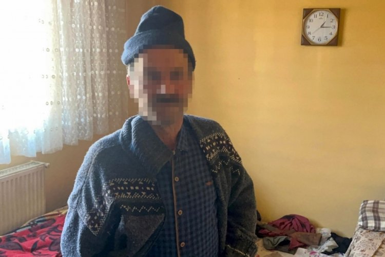 &Ouml;ld&uuml;rd&uuml;, par&ccedil;aladı, cenazesine katılıp dua etti!