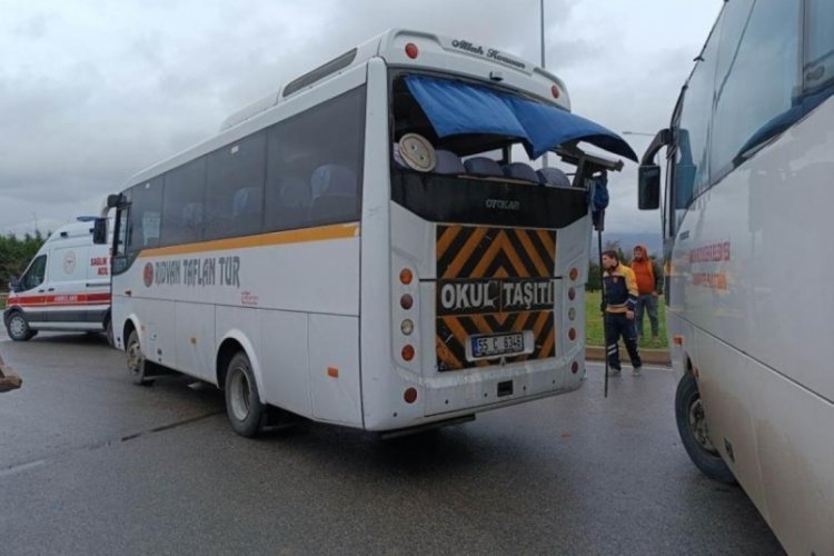 Samsun'da TIR anaokulu servisine &ccedil;arptı!