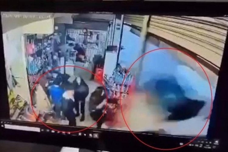 Diyarbakır'da 5 &ouml;ğrencinin yaralandığı kaza kamerada