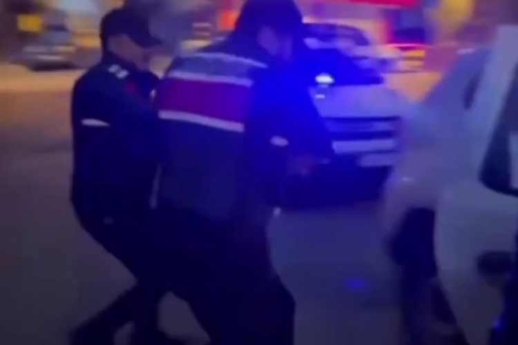 32 ilde B&ouml;l&uuml;c&uuml; Ter&ouml;r &Ouml;rg&uuml;t&uuml;'ne operasyon: 113 ş&uuml;pheliye g&ouml;zaltı