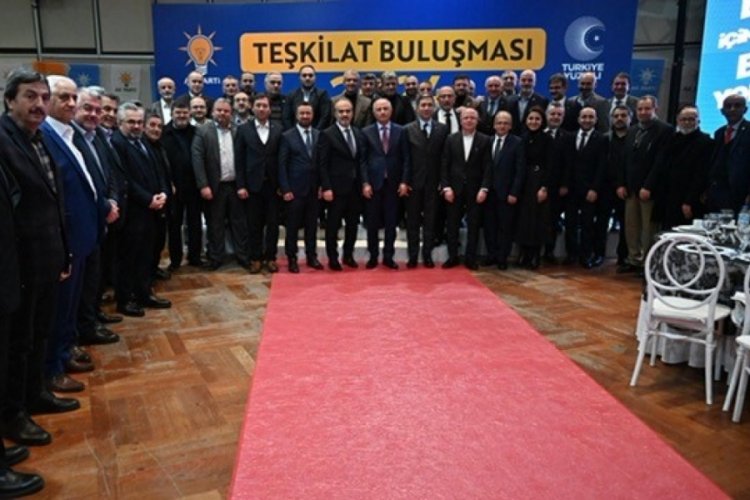 AK Parti, Bursa'da kuruluş ruhuyla sahaya iniyor