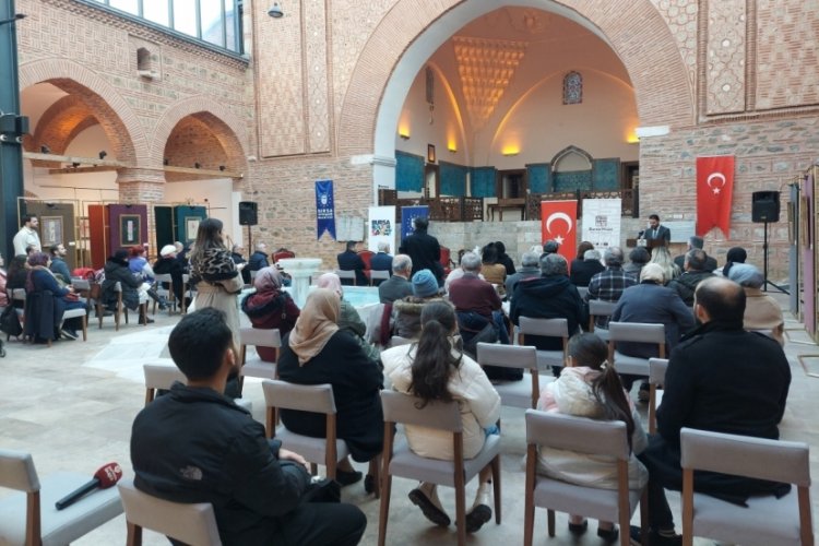 Bursa'da 'Bir Koleksiyoner Bin Hikaye' söyleşisi yapıldı