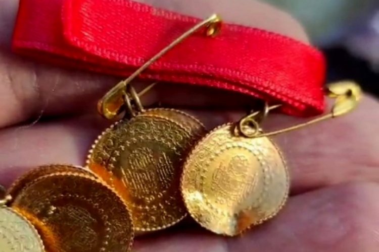 Bursa'da hurdacılar buldukları altınları emniyete teslim etti