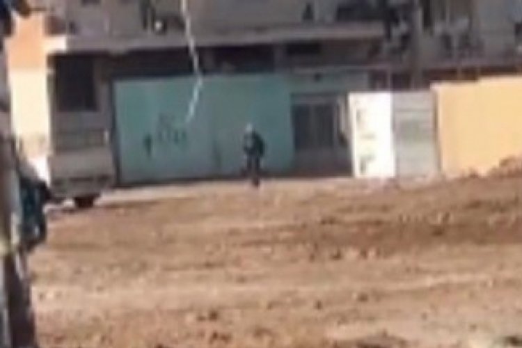 İzmir'de sevdiği kızı vermeyen aileye ateş a&ccedil;tı