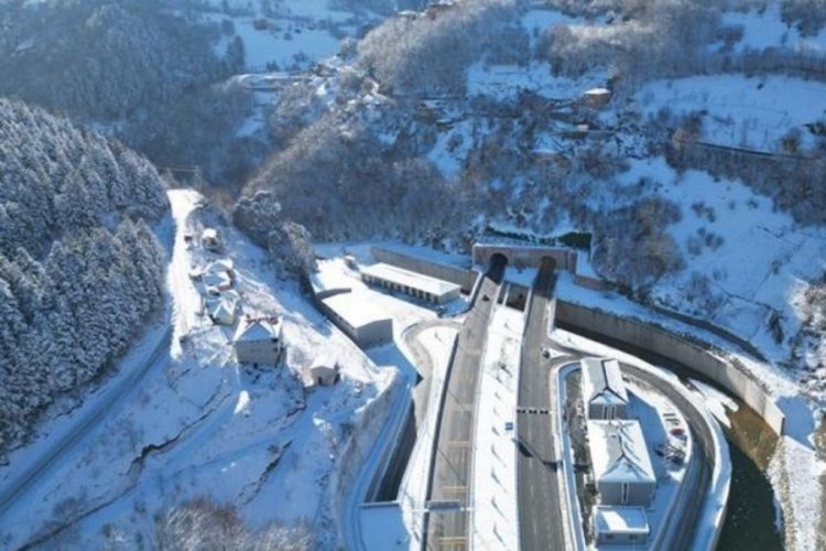 Yeni Zigana T&uuml;neli'nden 2,5 milyonun &uuml;zerinde ara&ccedil; ge&ccedil;iş yaptı