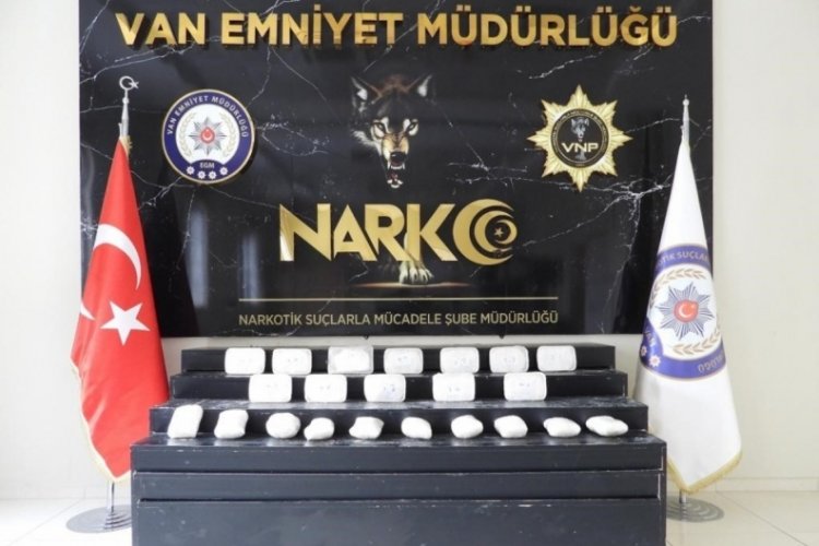 Van'da 12 kilogram metamfetamin ele ge&ccedil;irildi