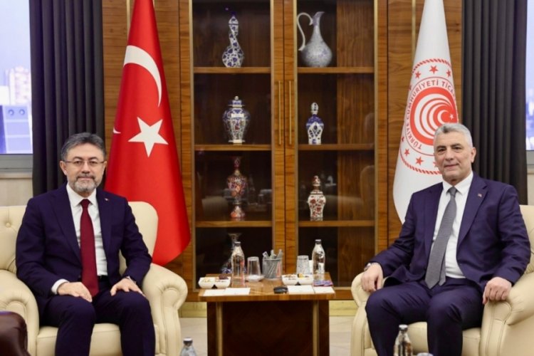 Ticaret Bakanı Bolat, Tarım ve Orman Bakanı Yumaklı ile bir araya geldi