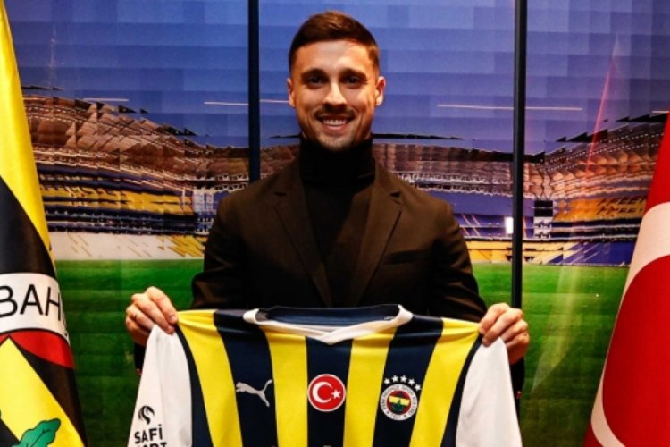 Rade Krunic: Fenerbah&ccedil;e'nin oyuncusu olmayı &ccedil;ok istedim