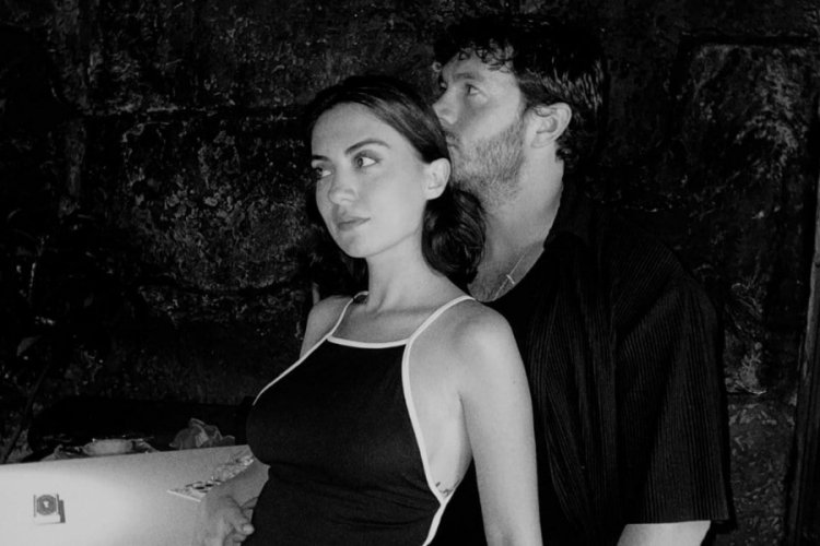 İsmail Ege Şaşmaz ve Hande &Uuml;nal ailesi b&uuml;y&uuml;yor