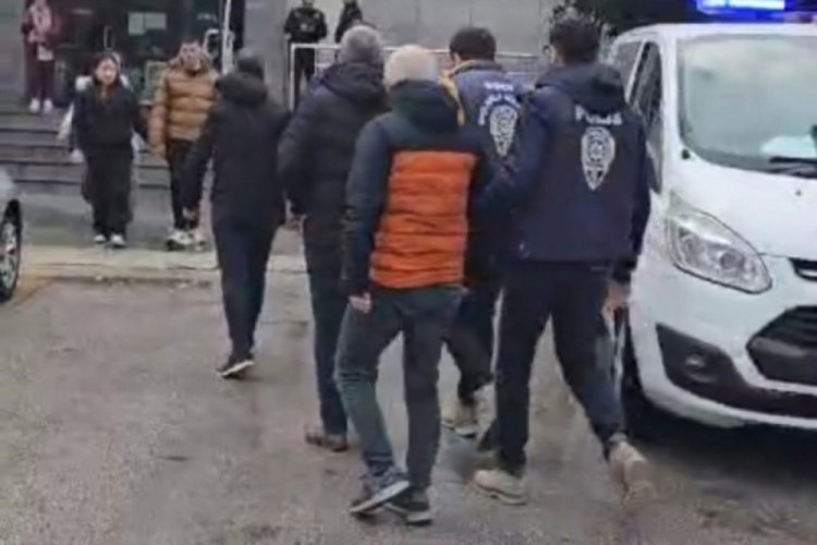 Balıkesir'de sosyal medya operasyonu 4 g&ouml;zaltı