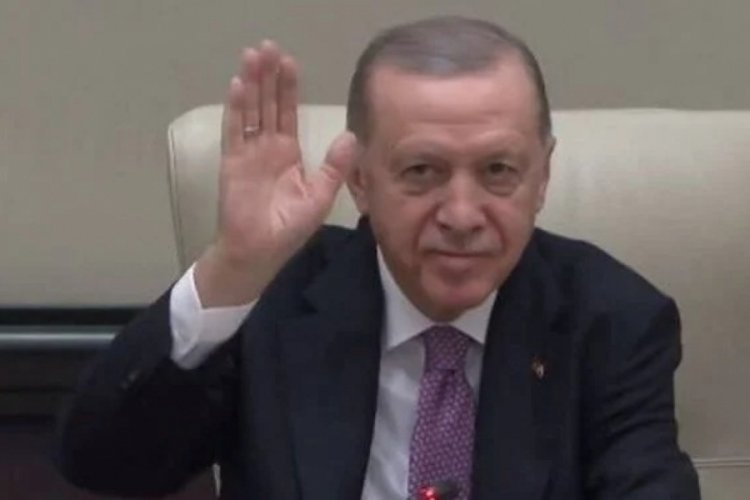 Erdoğan ilk T&uuml;rk astronot Gezeravcı ile video konferansla g&ouml;r&uuml;şt&uuml;