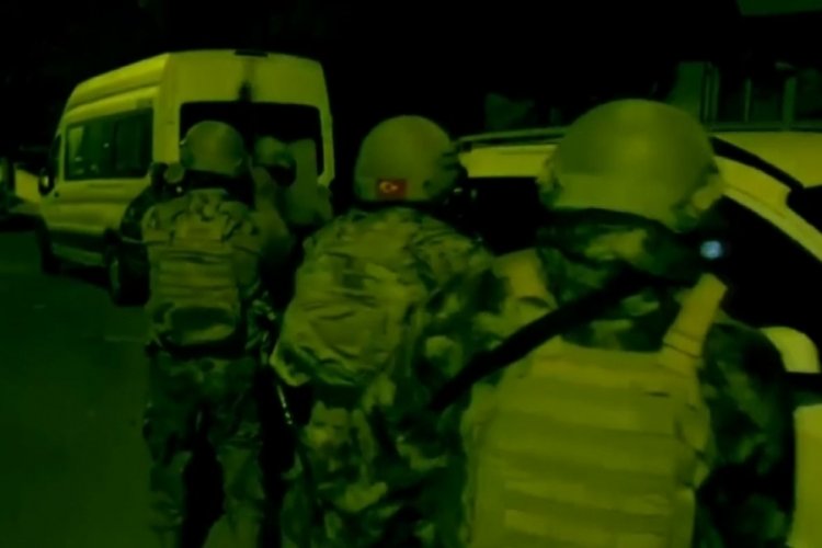Gaziantep'te ter&ouml;r &ouml;rg&uuml;t&uuml; propagandasına şafak operasyonu: 5 g&ouml;zaltı