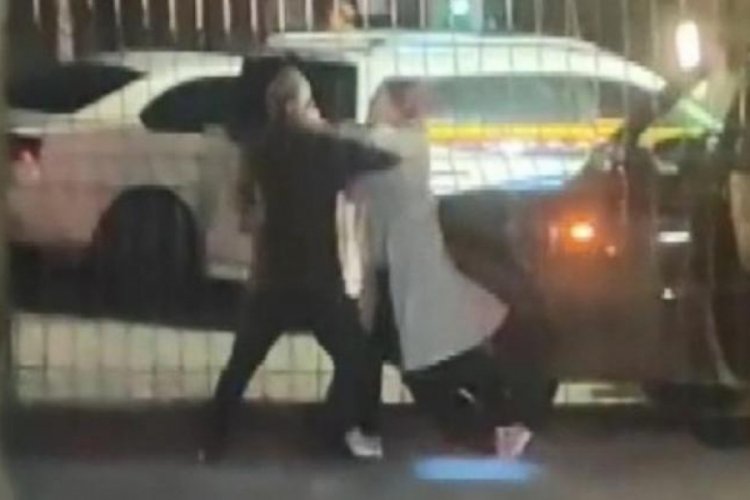 İstanbul'da sevgilisine silah doğrulttu, kavga &ccedil;ıktı! &Ccedil;ift birbirinden şikayet&ccedil;i olmadı