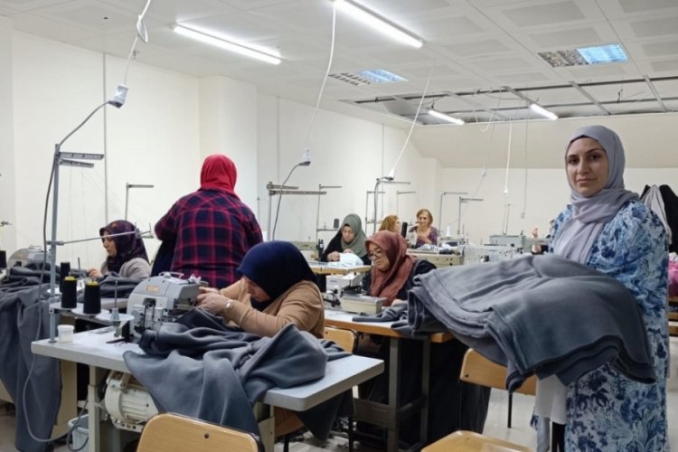 Tekirdağ'da Filistinliler i&ccedil;in 1000 battaniye dikildi