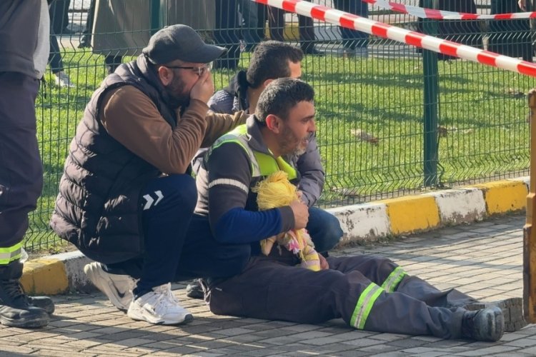 Kocaeli'de anne ve bebekleri iş makinesinin altında kaldı