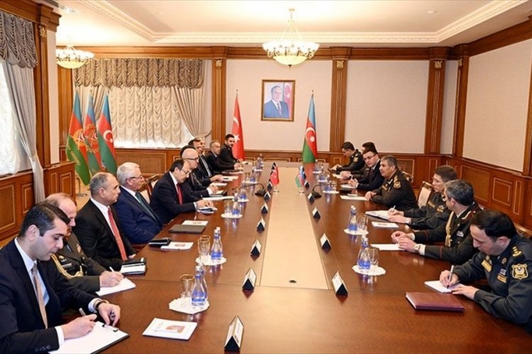 Milli Savunma Bakan Yardımcısı, Azerbaycan Savunma Bakanı Hasanov'la g&ouml;r&uuml;şt&uuml;